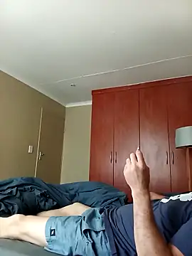 Snapshot of Rudiesny chatting on 02-08-26, 12:08 Rudiesny online show from 02-08-26, 12:08