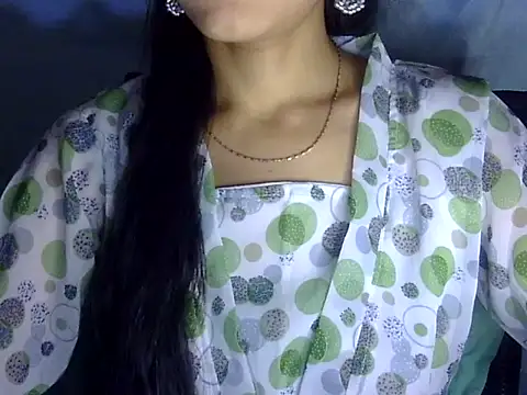 Snapshot of Shazi_1 chatting on 05-01-26, 03:22 Shazi 1 online show from 05-01-26, 03:22