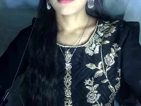 Snapshot of Shazi_1 chatting on 05-01-26, 03:27 Shazi 1 online show from 05-01-26, 03:27