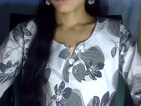 Snapshot of Shazi_1 chatting on 05-30-26, 12:02 Shazi 1 online show from 05-30-26, 12:02
