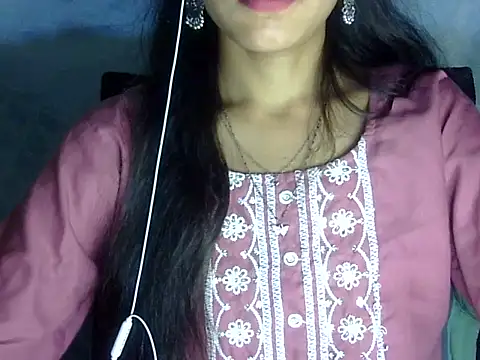 Snapshot of Shazi_1 chatting on 06-02-26, 03:03 Shazi 1 online show from 06-02-26, 03:03