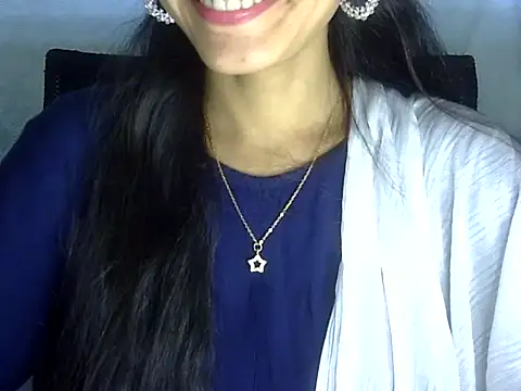 Snapshot of Shazi_1 chatting on 06-16-26, 04:31 Shazi 1 online show from 06-16-26, 04:31