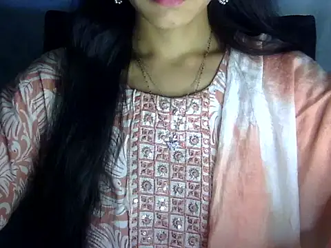 Snapshot of Shazi_1 chatting on 06-17-26, 02:29 Shazi 1 online show from 06-17-26, 02:29