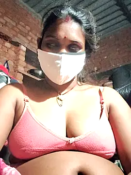 Katrina kaif143 online show from 11-03-25, 03:13