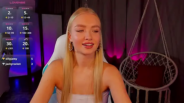 TessaGrays online show from 12-20-25, 08:32