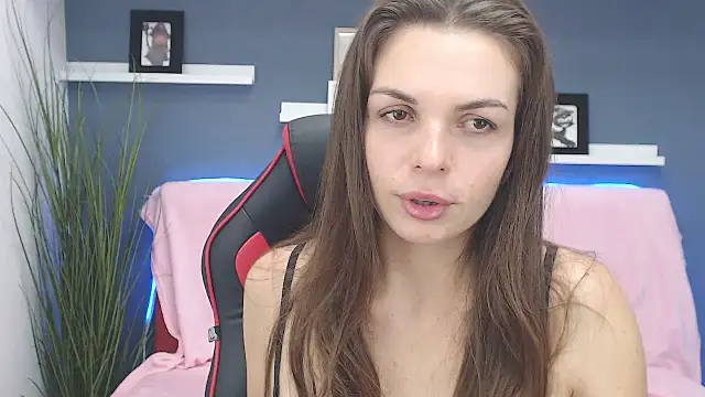 Sophiia Starr online show from 10-02-25, 06:31