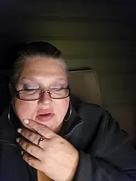 Budd Bunney online show from 10-22-25, 04:24