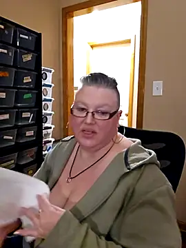 Budd Bunney online show from 11-21-25, 02:10