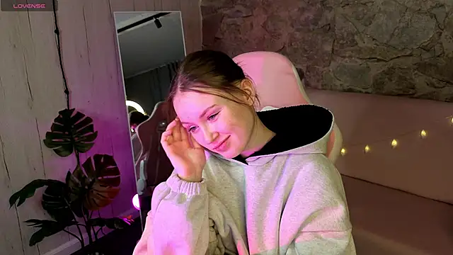 SirenaBlessing online show from 01-17-26, 01:10