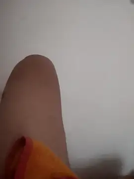 Snapshot of Macedo_Bull chatting on 09-29-25, 05:18 Macedo Bull online show from 09-29-25, 05:18