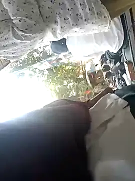 puneriboy32 online show from 11-18-25, 06:29