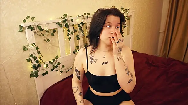 EviaVanveen online show from 01-16-26, 07:45