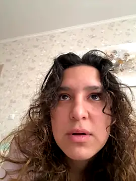 Snapshot of Luisaa_rosee chatting on 10-02-25, 12:01 Luisaa rosee online show from 10-02-25, 12:01