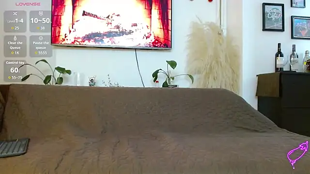 mathewv  online show from 11-13-25, 03:49