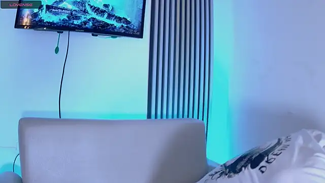 venedic bull online show from 11-19-25, 04:23