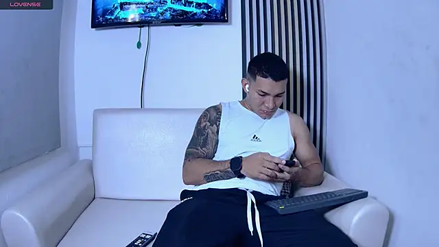 venedic bull online show from 11-26-25, 04:13