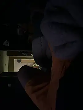 tompet2122 online show from 04-19-26, 06:32