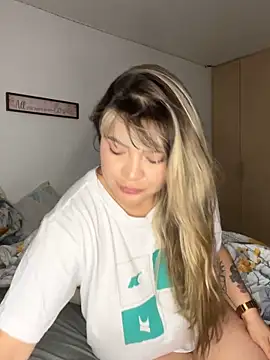 Zoe riivas online show from 02-07-26, 02:59