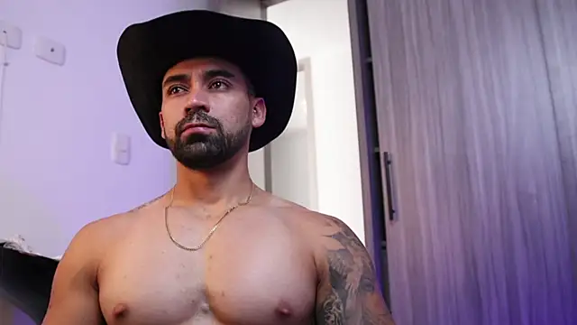 SOY MIKE online show from 12-14-25, 01:49