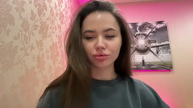 Snapshot of AlmaryKim chatting on 02-15-25, 09:37 AlmaryKim online show from 02-15-25, 09:37