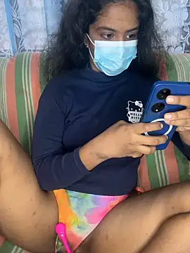 Snapshot of SukiyamaAsia chatting on 02-05-26, 05:34 SukiyamaAsia online show from 02-05-26, 05:34