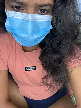 Snapshot of SukiyamaAsia chatting on 02-12-26, 05:24 SukiyamaAsia online show from 02-12-26, 05:24