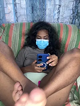 Snapshot of SukiyamaAsia chatting on 02-13-26, 05:36 SukiyamaAsia online show from 02-13-26, 05:36