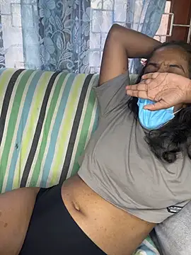 Snapshot of SukiyamaAsia chatting on 03-02-26, 07:15 SukiyamaAsia online show from 03-02-26, 07:15