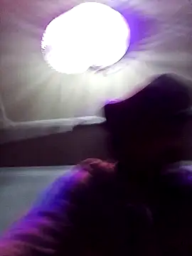 biGgslong01 online show from 04-17-26, 05:05