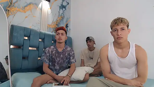 VERY HOT GUYS online show from 02-03-26, 01:16