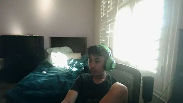 youngasianboy2007 online show from 02-04-26, 11:20