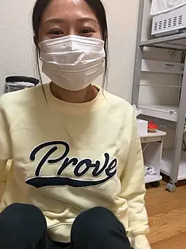 Snapshot of mia2_jp chatting on 10-30-25, 11:22 mia2 jp online show from 10-30-25, 11:22