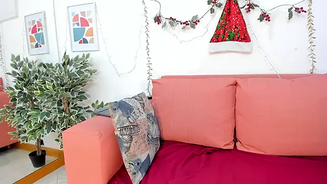 chloejhonson online show from 11-26-25, 12:17