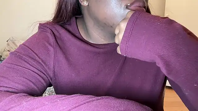 nanaisbackk online show from 02-10-26, 11:03