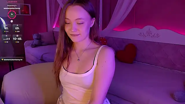 EmmaCamm online show from 03-04-26, 01:39