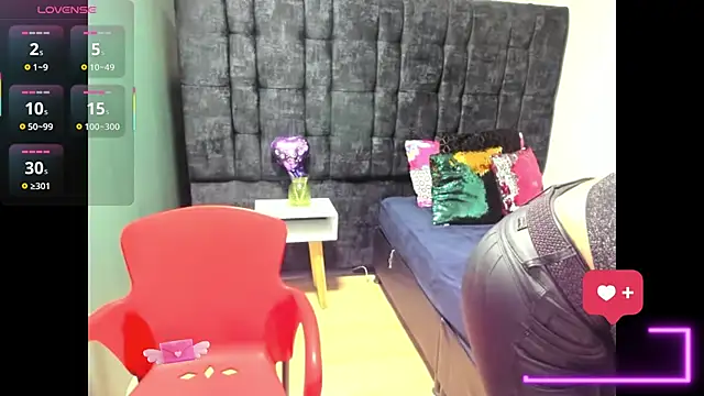 Charlotte  Gray online show from 01-14-26, 09:42