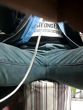 Snapshot of chougegg0214 chatting on 10-30-25, 10:16 chougegg0214 online show from 10-30-25, 10:16