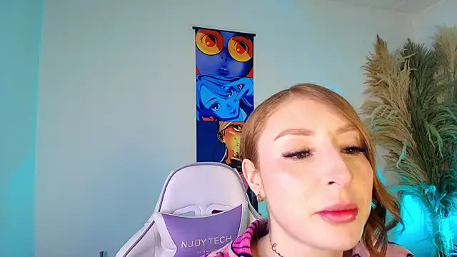 Bennuluspeach  online show from 05-25-26, 11:05