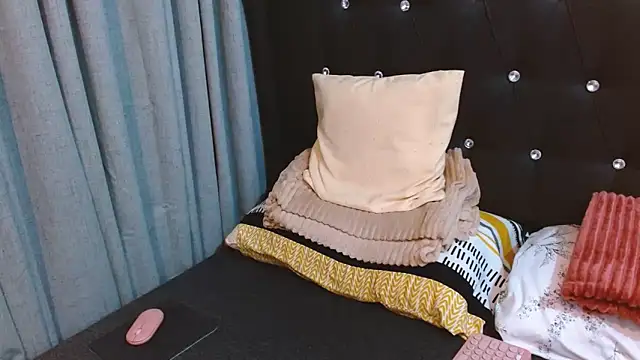 JayKarLo online show from 10-24-25, 11:17