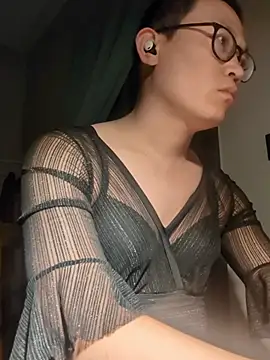 yewuzhibb online show from 10-10-25, 03:22