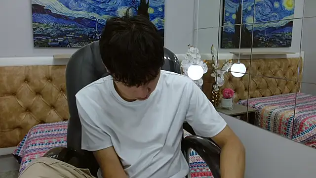 StiwenTwink online show from 12-04-25, 03:32