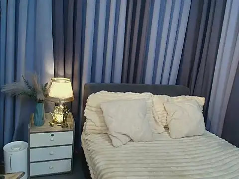 Snapshot of Kaydee_Callix chatting on 10-07-25, 04:37 Kaydee Callix online show from 10-07-25, 04:37