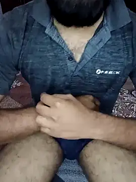 Snapshot of bhaveshPlayboy chatting on 10-15-25, 05:46 bhaveshPlayboy online show from 10-15-25, 05:46