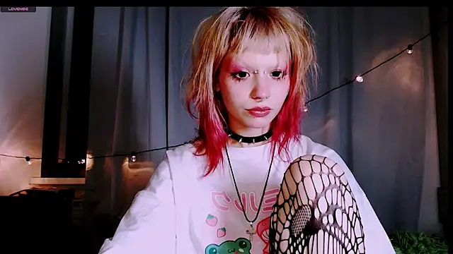 Pink K1tty online show from 10-15-25, 12:55