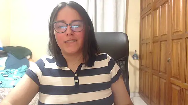 Venus cat  online show from 03-10-26, 04:06