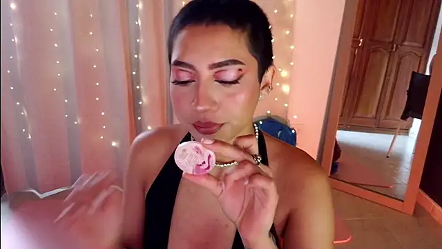 emma web  online show from 03-05-26, 05:09