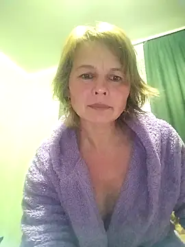 Snapshot of Masha412111 chatting on 04-26-26, 09:01 Masha412111 online show from 04-26-26, 09:01