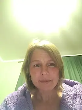 Snapshot of Masha412111 chatting on 06-02-26, 09:06 Masha412111 online show from 06-02-26, 09:06