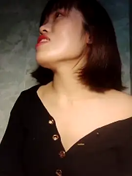 Snapshot of Timi_xx chatting on 02-28-26, 02:40 Timi xx online show from 02-28-26, 02:40