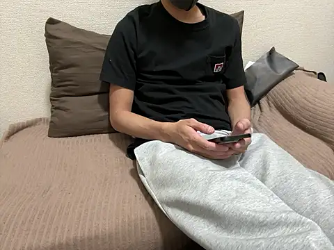 Snapshot of Ryunosukesuke chatting on 11-03-25, 11:11 Ryunosukesuke online show from 11-03-25, 11:11